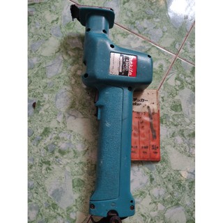 Cưa kiếm bãi .makita