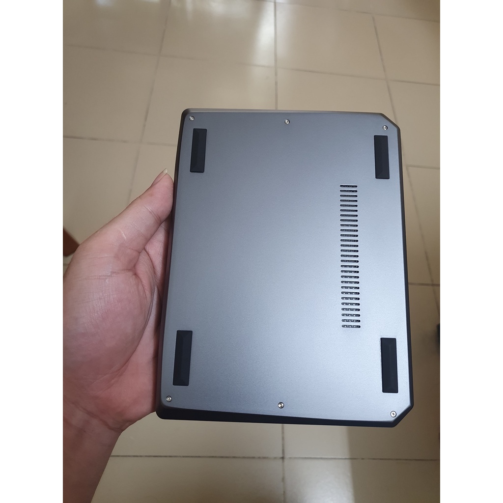 Laptop mini 7 inch nhỏ gọn có camera, cấu hình cao đủ sức làm việc, giải trí | BigBuy360 - bigbuy360.vn
