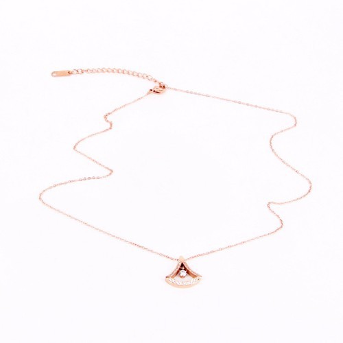 Dây Chuyền Titan Ko Đen Hình Quạt Đính Đá Nhân Tạo TT 2797