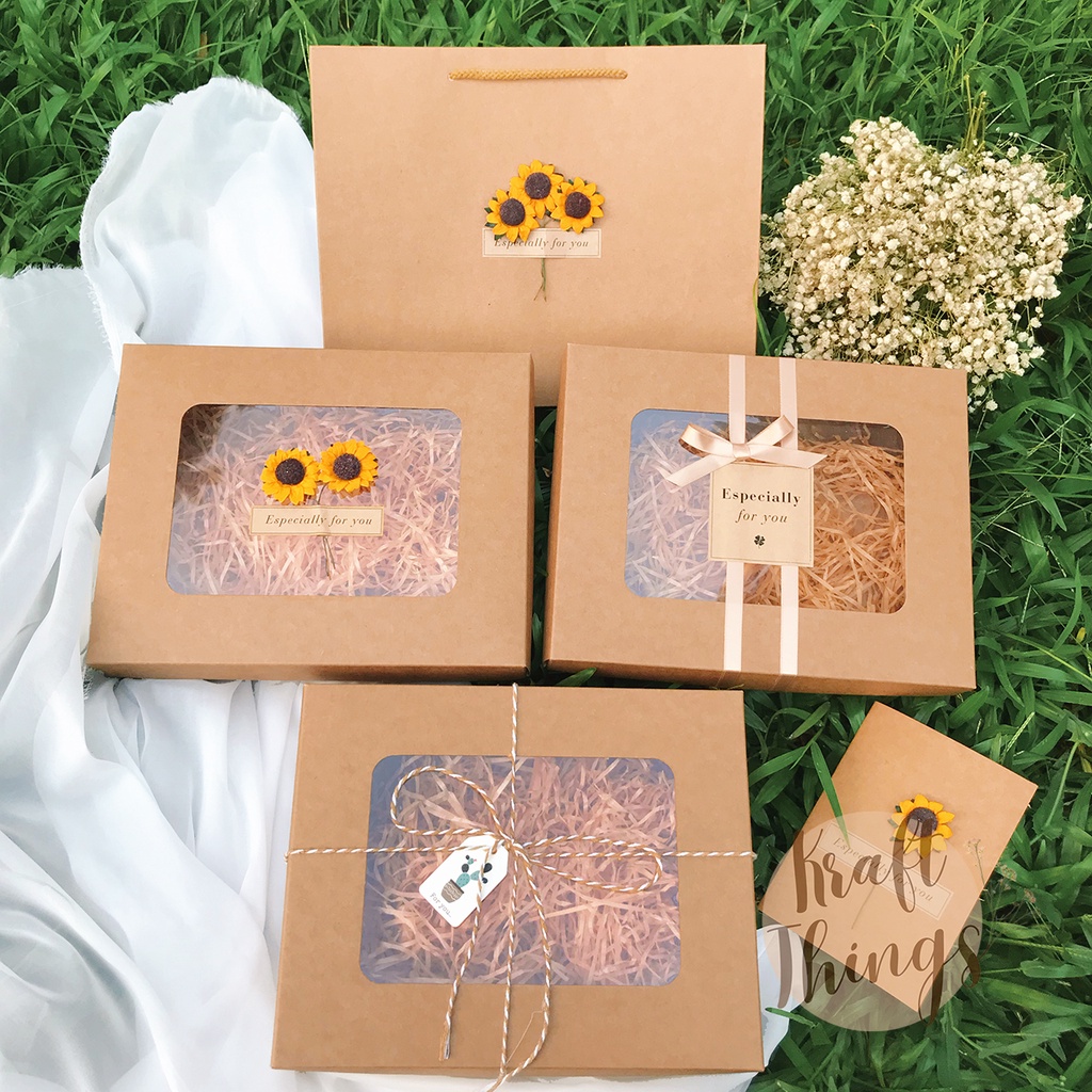 Hộp giấy Kraft nắp cửa sổ trong suốt, hộp quà nắp trong vintage kèm giấy rơm, nơ, tag H04 (chưa gồm thiệp, túi)