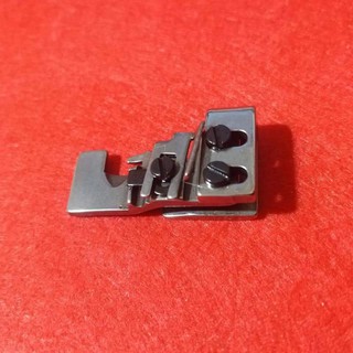 Chân vịt dún máy vắt. sổ 4 chỉ