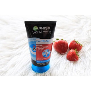 Sữa rửa mặt giảm mụn đầu đen Garnier skinactive Hautklar 3in1 Anti-Mitesser