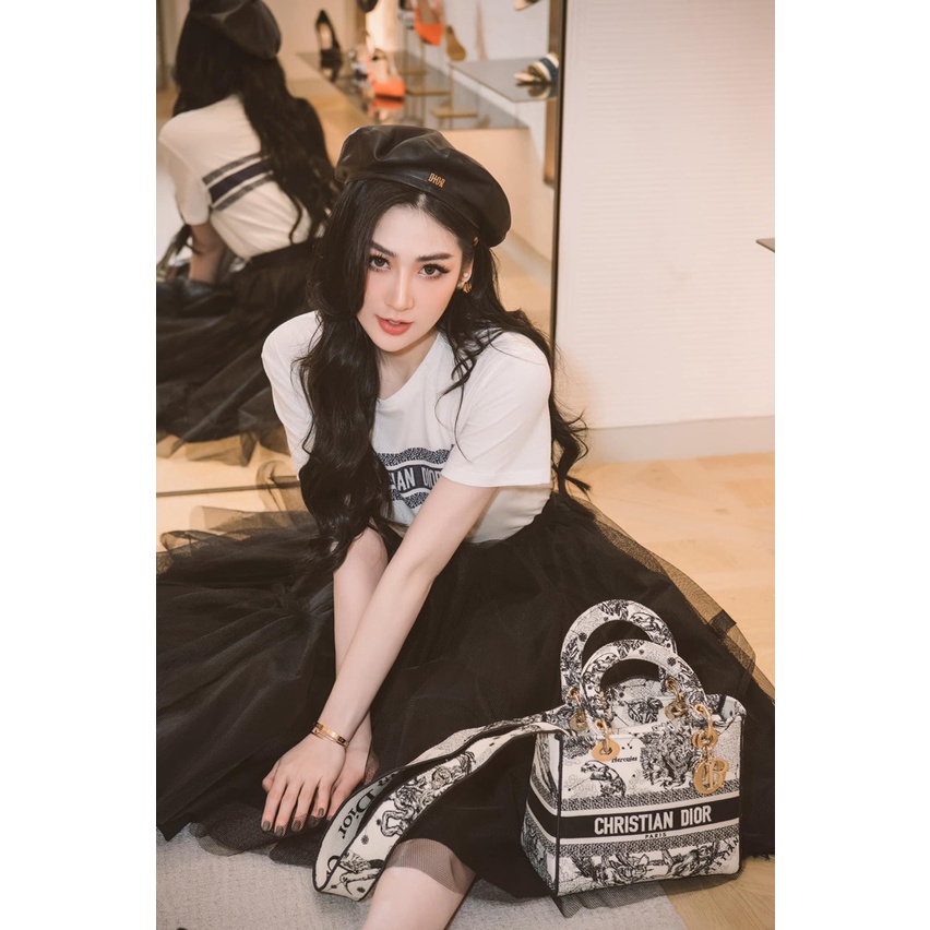 Túi Xách Di.or Hoa Hậu Size 24cm Màu Ghi