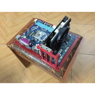 đế bắt main chuyên lắp máy tính gọn nhe