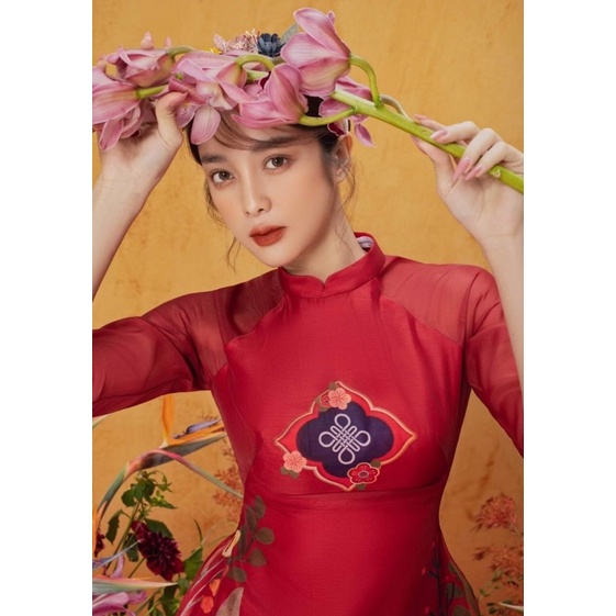 Áo dài cách tân tết Như Ý đỏ tơ 4 tà trơn 4 tà có 2 dáng áo ài và váy cực xinh diện Tết, mẫu mới tết 2022