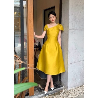 Đầm xòe nơ cổ