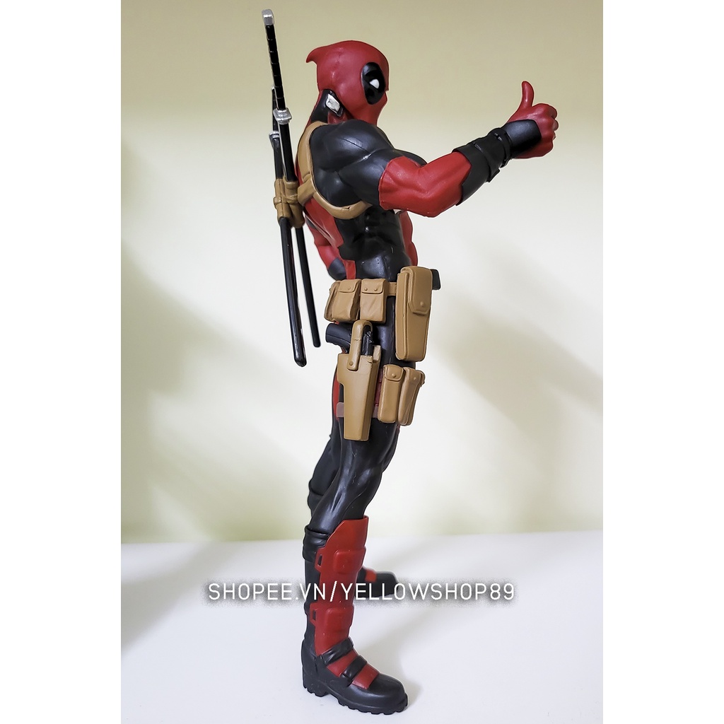 Mô hình MARVEL COMICS - Limited Premium Figure - Deadpool - 20cm
