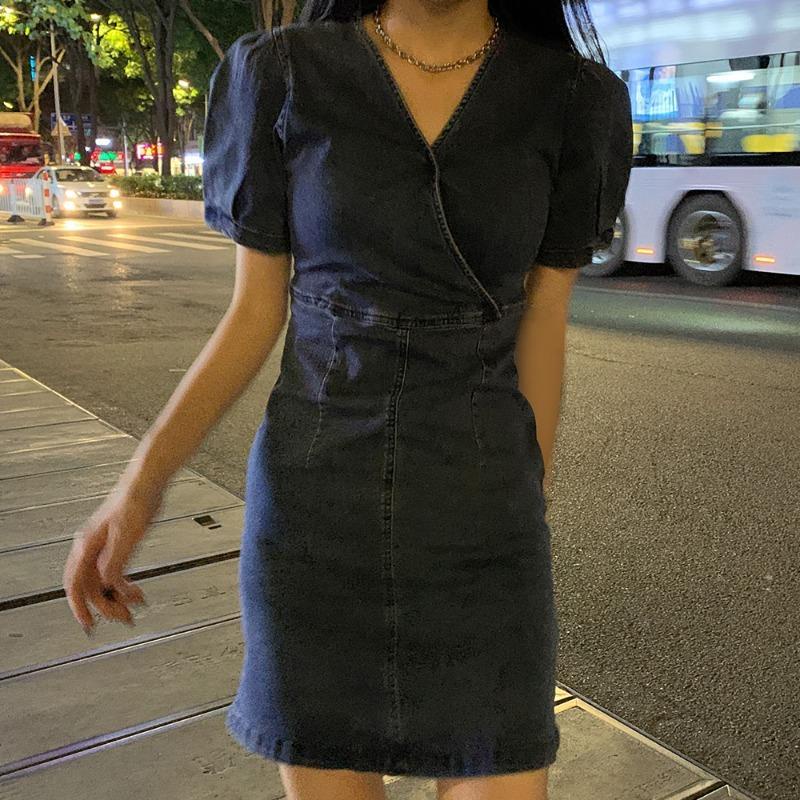 Blue denim dress retro bubble sleeve slim fit waist solid color thin medium length skirt small V-neck