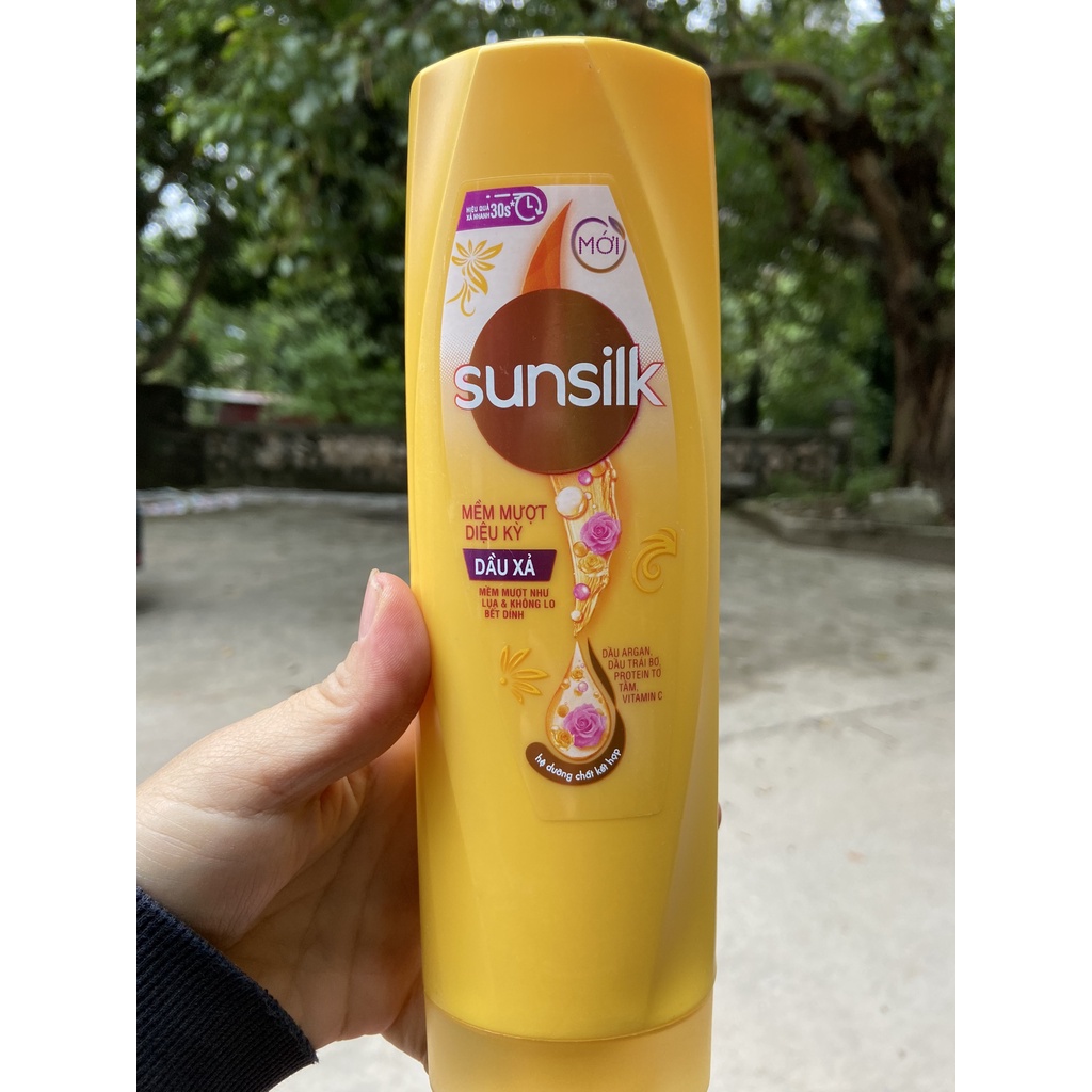 DẦU XẢ SUNSILK MỀM MƯỢT DIỆU KỲ 320g