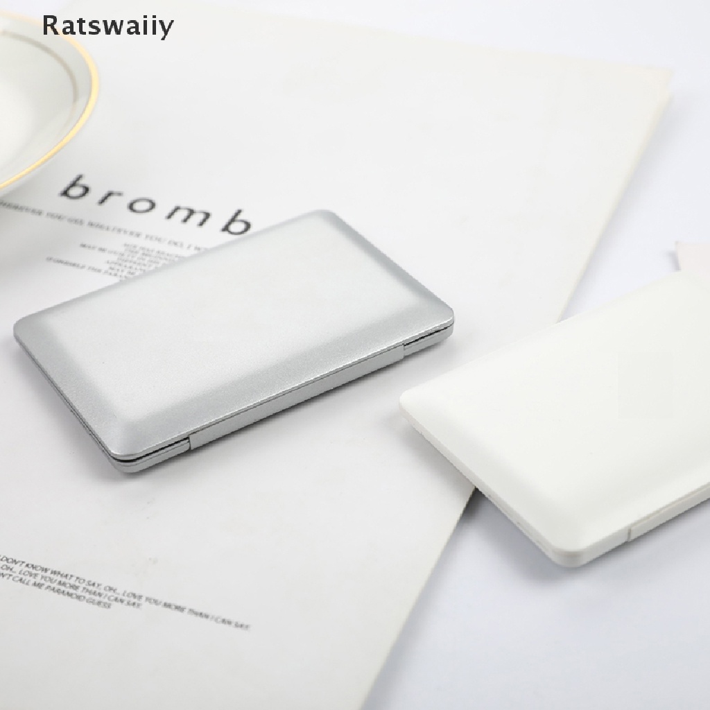 Gương trang điểm mini hình Macbook sáng tạo