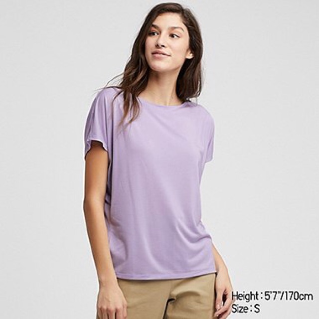 Áo thun UNIQLO làm mát
