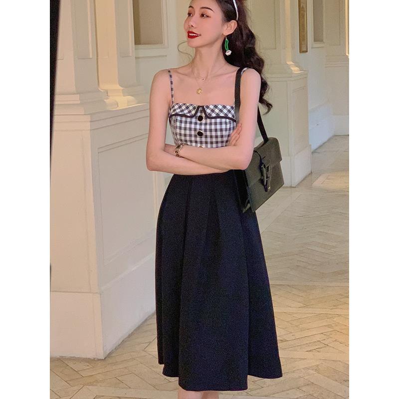 Đầm Midi Hai Dây Màu Đỏ Họa Tiết Sọc Caro Phong Cách Cổ Điển Thời Trang Mùa Hè Mới Cho Nữ | BigBuy360 - bigbuy360.vn