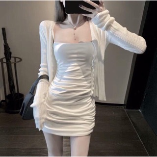 Đầm body dây trắng