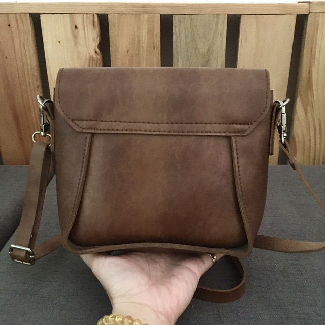 Túi đeo chéo da mộc