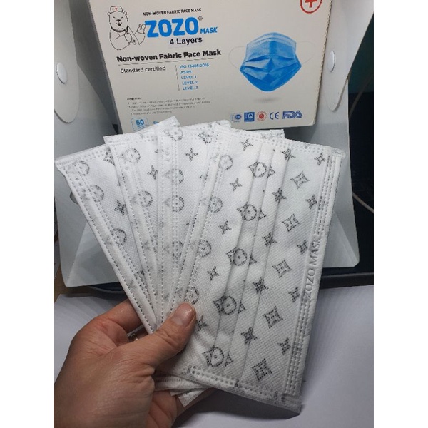 Hộp 50 chiếc khẩu trang y tế 4 lớp họa tiết chữ LV