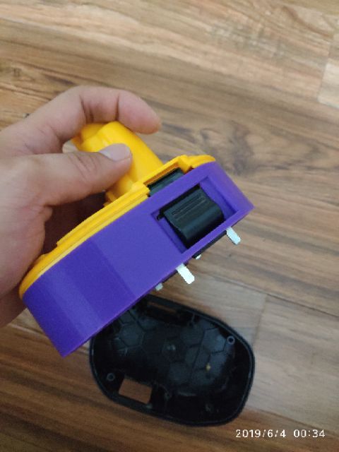 Miến chèn tăng chiều cao cho vỏ pin Dewalt 14.4V XRP để lắp 12 pin 18650