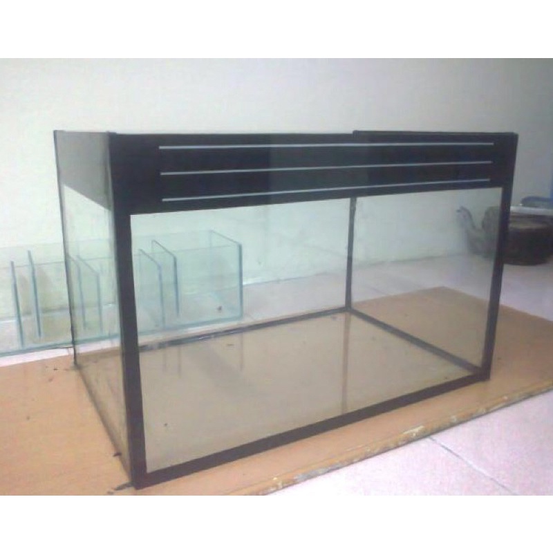 SP chuyên dụng, tẩy cực mạnh canxi, vết bẩn bám ở bể kính, vách kính- Siêu tẩy cặn caxi TOMAS 600g