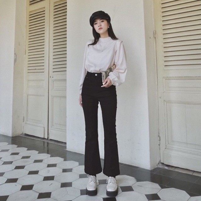 Flare Jeans (Quần Jeans ống loe)