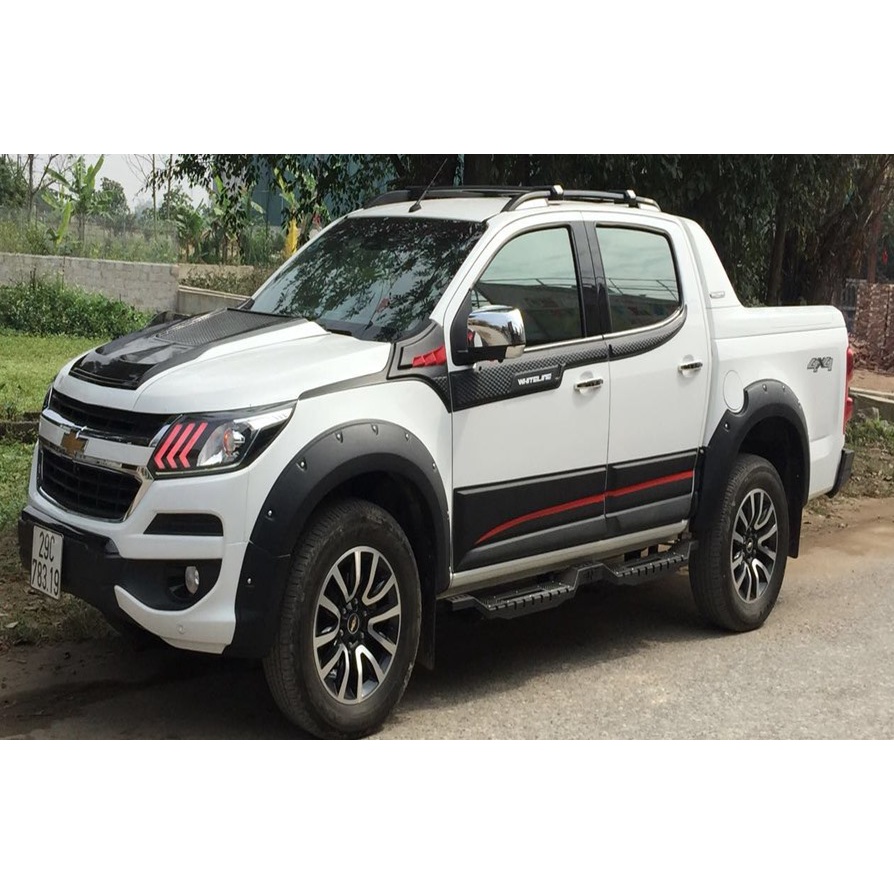 Ốp nắp capo xe Chverolet Colorado, Trailblazer