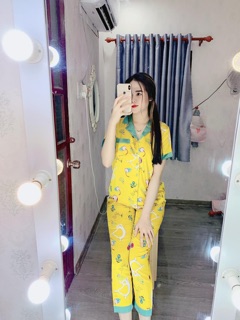 Đồ bộ lụa satin Flamingo (phối cổ)