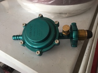 Van gas gia đình