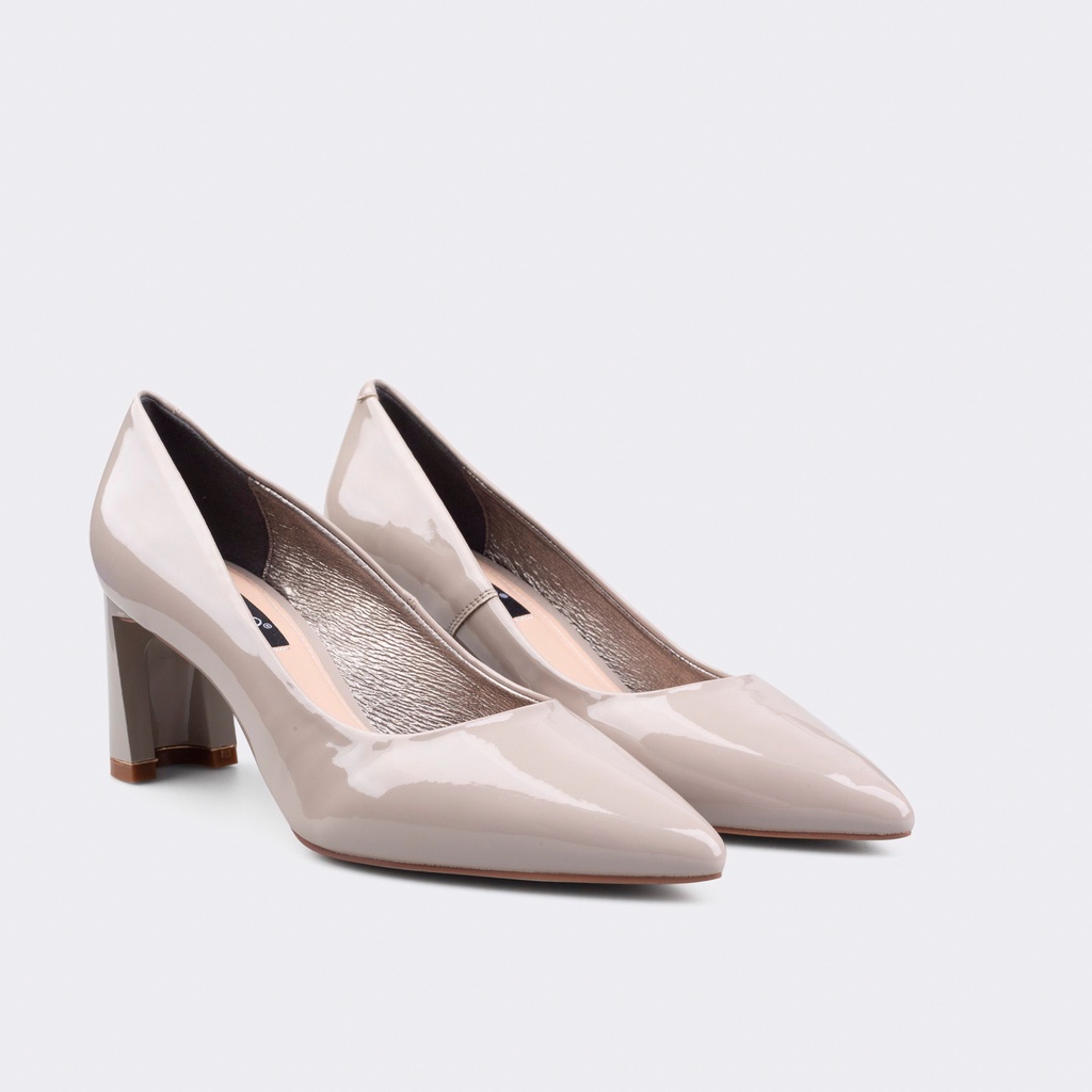 Giày nữ cao gót mũi nhọn Christina-Q GBN242