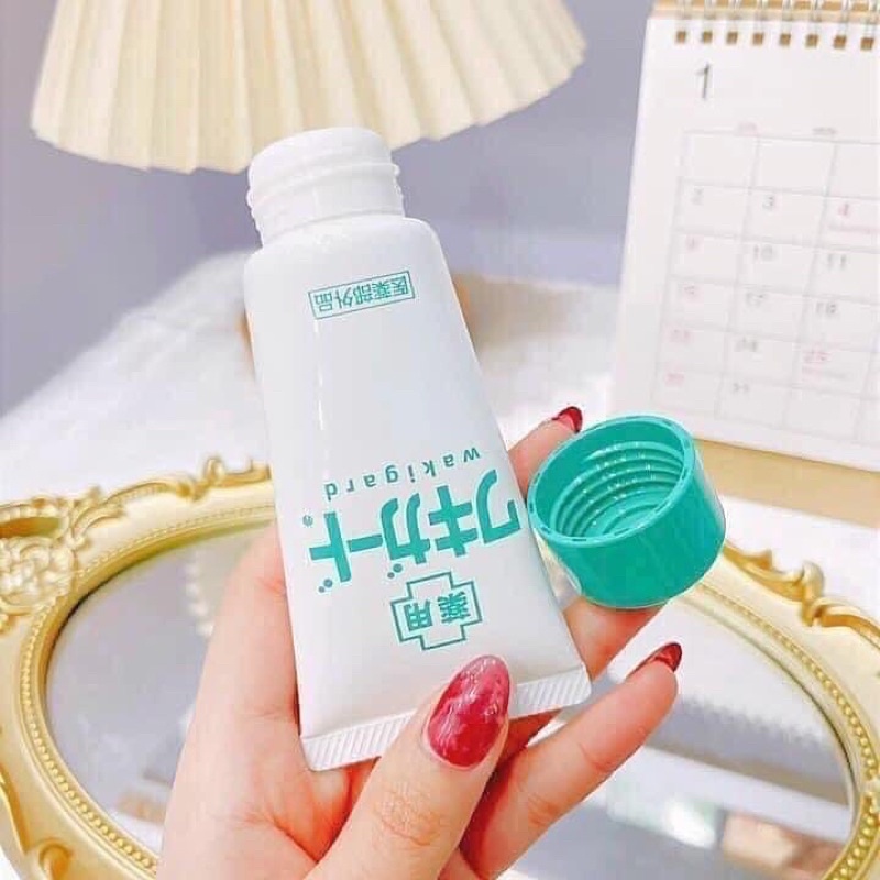 [FREE SHIP] Lăn Gel Khử Mùi Hôi Nách Kobayashi Nhật Bản