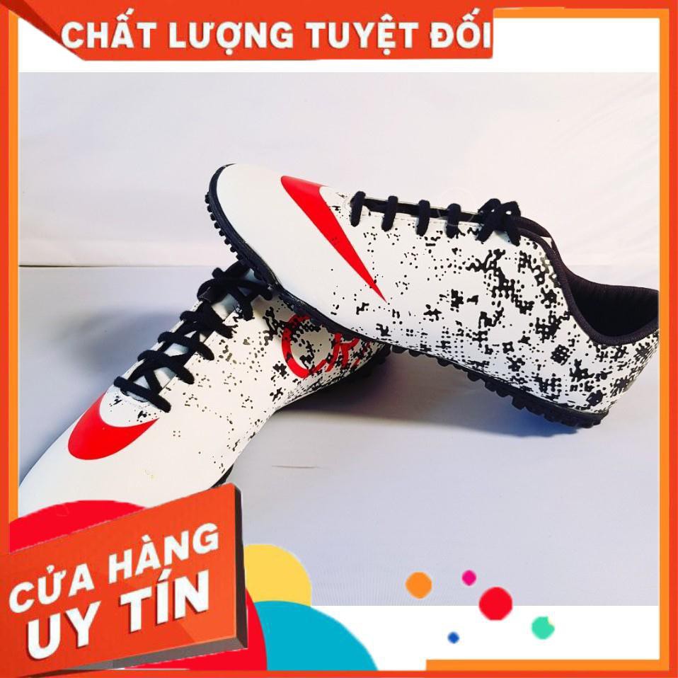 Giày đá bóng CR7 loang -khâu full-sấn nhân tạo