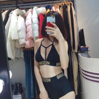 Bikini cặp mochino xẻ ngực