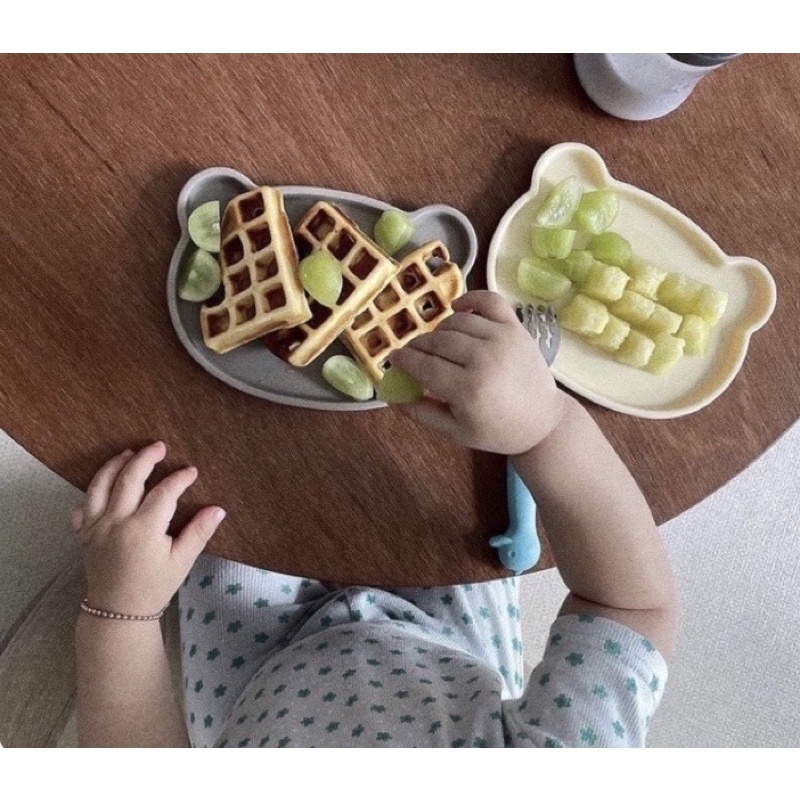 Set ăn dặm gấu silicon 3 chi tiết Bobby Doll: bát, thìa, đĩa - vừa làm khay ăn dặm vừa là nắp đậy