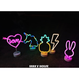 Đèn bàn led viền