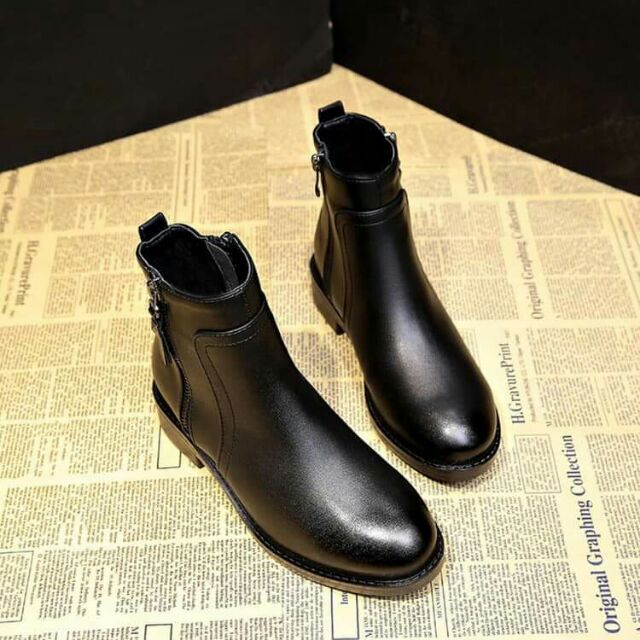 Boot nữ thời trang kiểu dáng phong cách , chất da mềm QCNP741