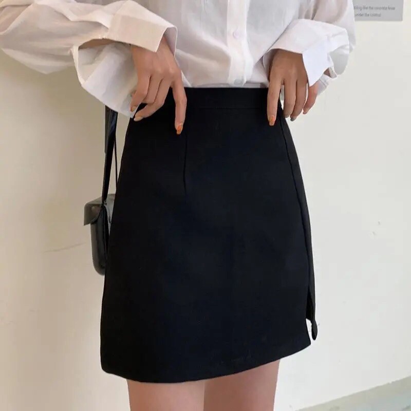 Mùa hè 2021 váy ngắn cạp cao mới chống chói váy màu đen mỏng và kích thước lớn xẻ nửa chiều dài túi hông váy nữ | BigBuy360 - bigbuy360.vn
