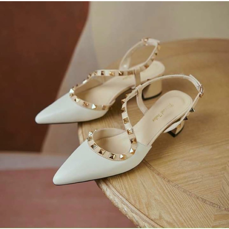 Giày cao gót slingback