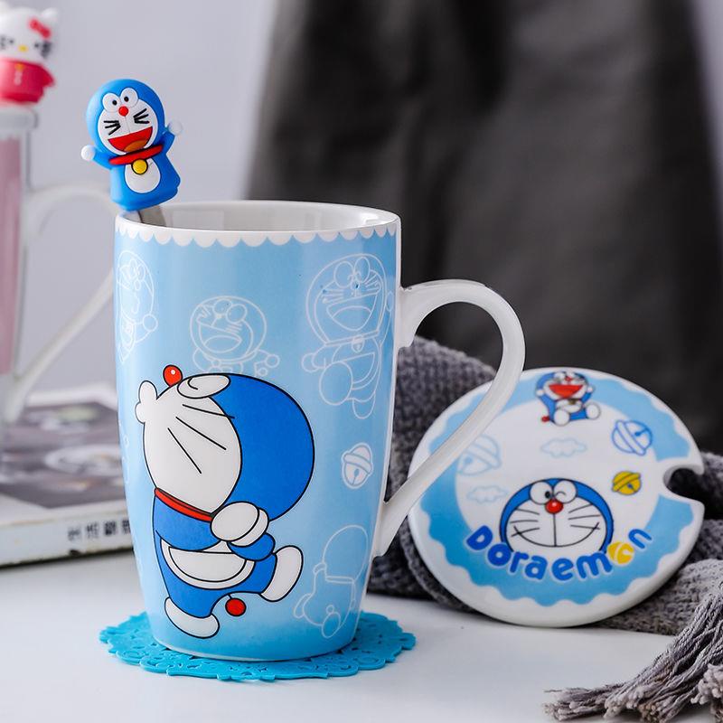 Cốc Sứ Uống Nước Kèm Nắp Đậy Và Muỗng Họa Tiết Hello Kitty / Doraemon Đơn Giản Xinh Xắn