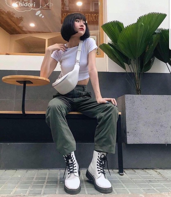 Áo phông croptop trơn ôm tôn dáng