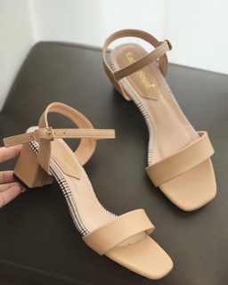 Sandal Kachi viền kẻ caro