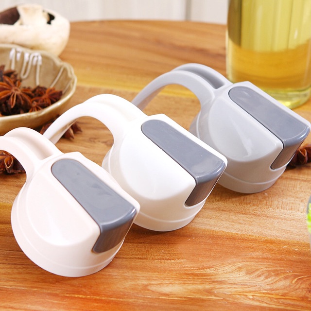 Bình thuỷ tinh đựng dầu ăn, xì dầu, nước nắm tự động mở nắp