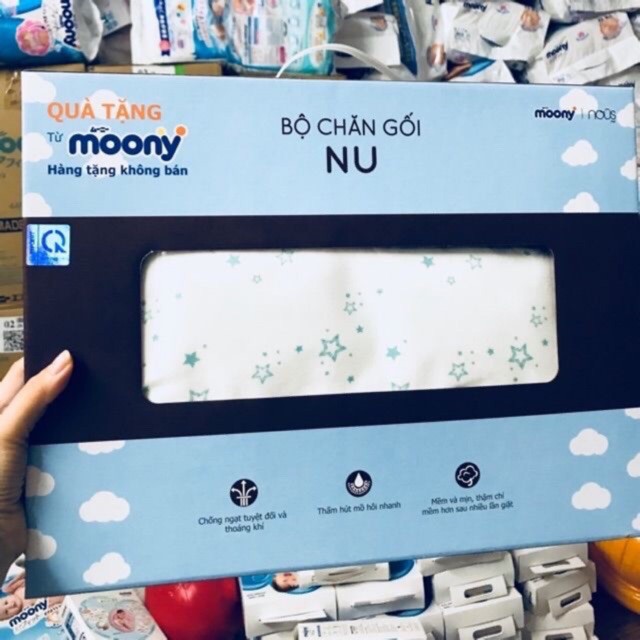 Bộ chăn gối NU bông vải xô cao cấp quà tặng tã Moony Nhật nhập khẩu