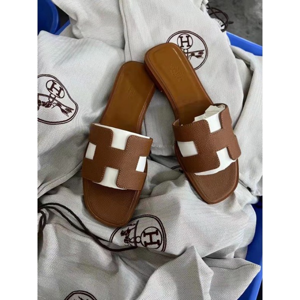 Dép lê HM hàng cao cấp.