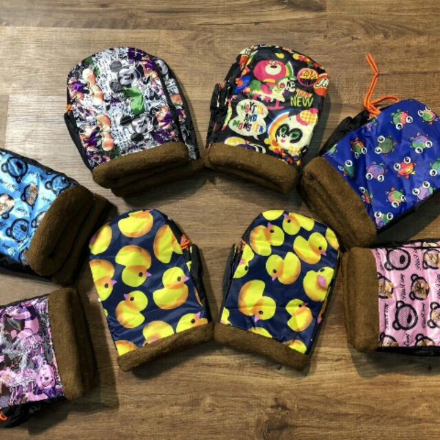 Gang tay đi xe máy