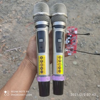 Micro loa kéo ugx8 uhf kim loại đổi tần số