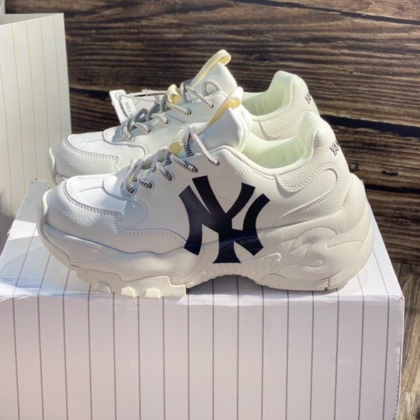 Giày SNEAKER_MLB Chunky NY, logo đen classic, full túi, box + bill