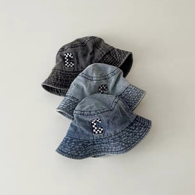 Mũ nón bucket vành rộng thêu chữ C