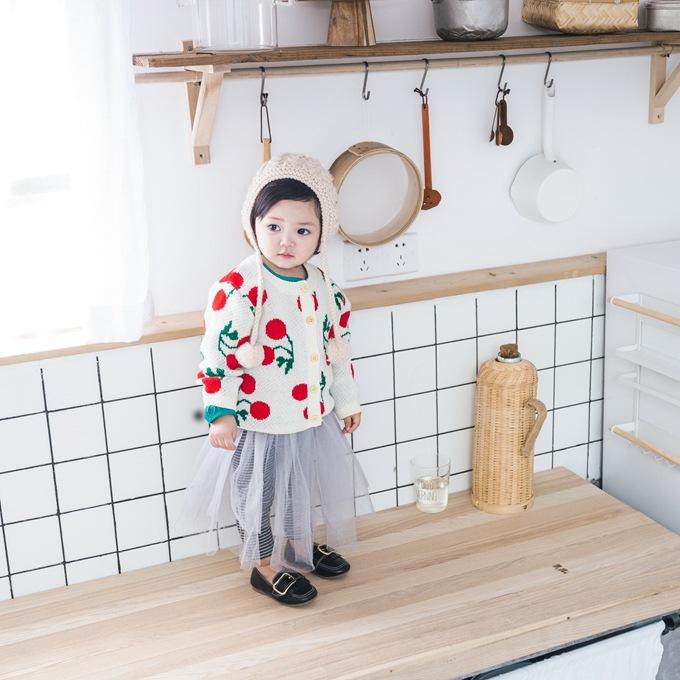 Áo khoác cardigan len BBCT họa tiết cherry cực xinh cho bé