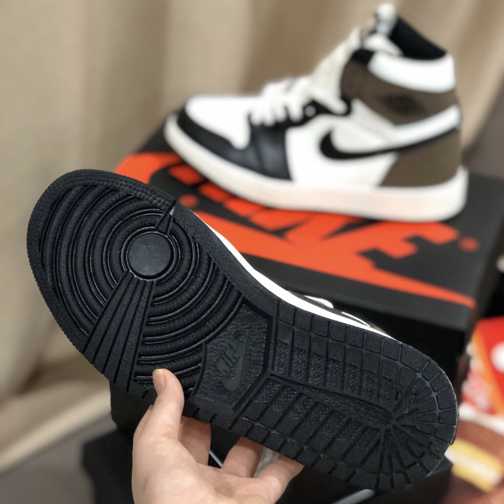 Giày thể thao 𝗷𝗼𝗿𝗱𝗮𝗻 cao cổ moocha,màu nâu trắng Bản 11 | BigBuy360 - bigbuy360.vn