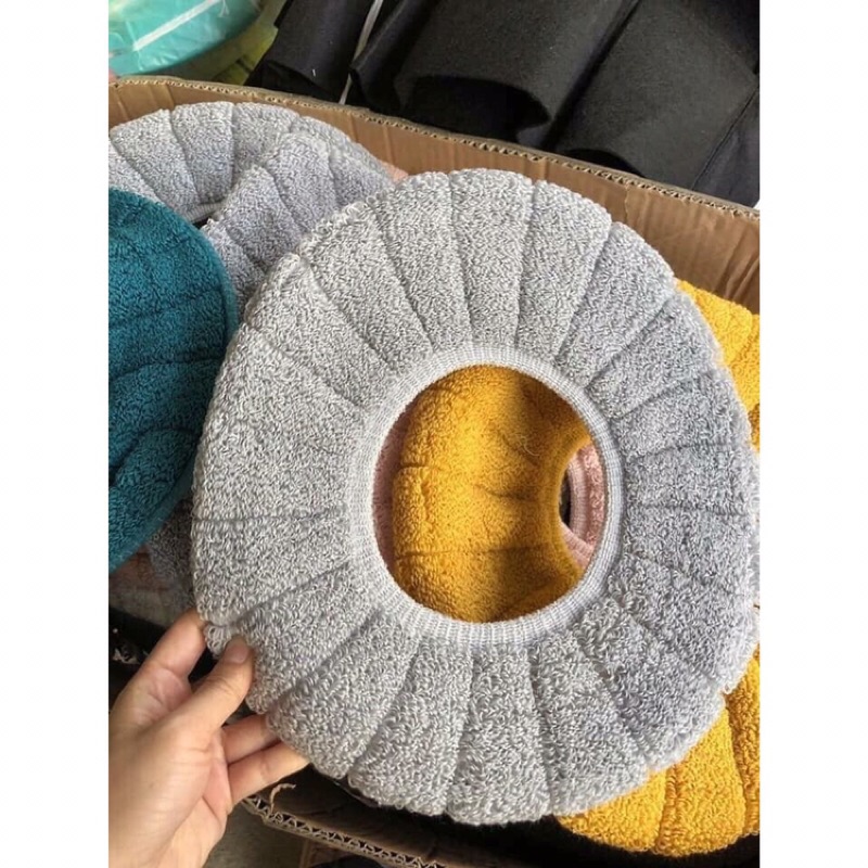 Miếng lót nỉ lót bồn cầu chống lạnh