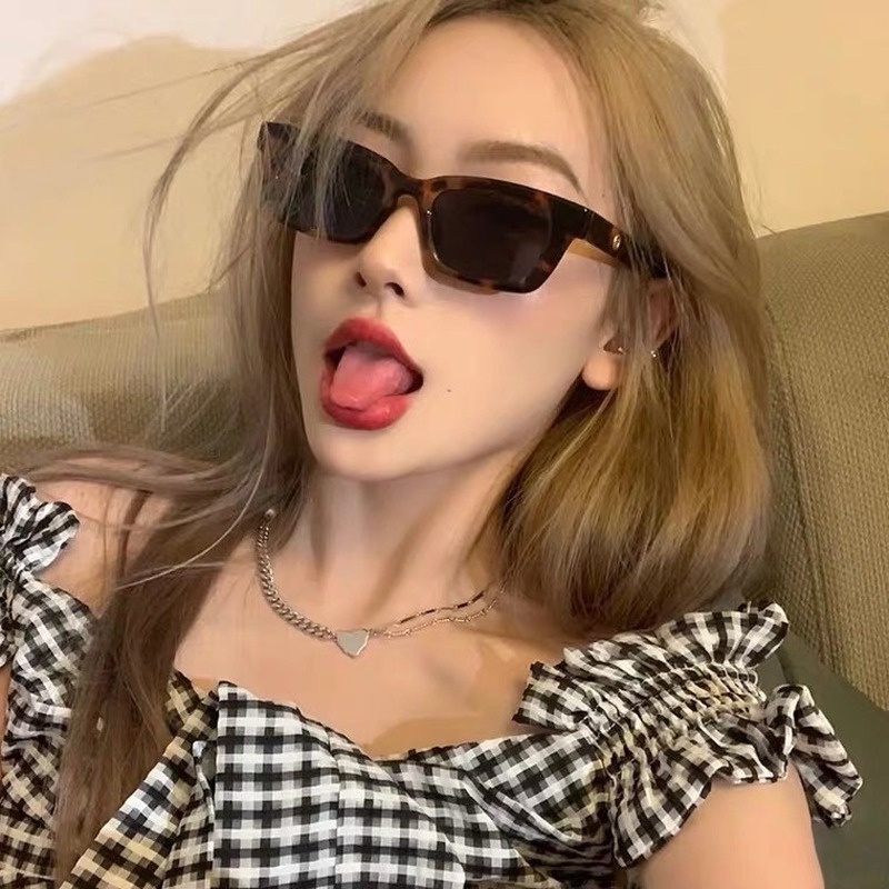 Kính mát kiểu mắt mèo thời trang cho nam và nữ