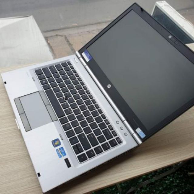 Laptop hp 8460p i5 ram 4gb máy vỏ nhôm bao giá toàn quốc | BigBuy360 - bigbuy360.vn