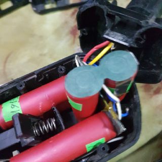 Pin hitachi 12v